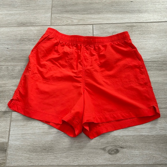 Columbia Orange Shorts Size Medium With Pockets - Picture 4 of 16